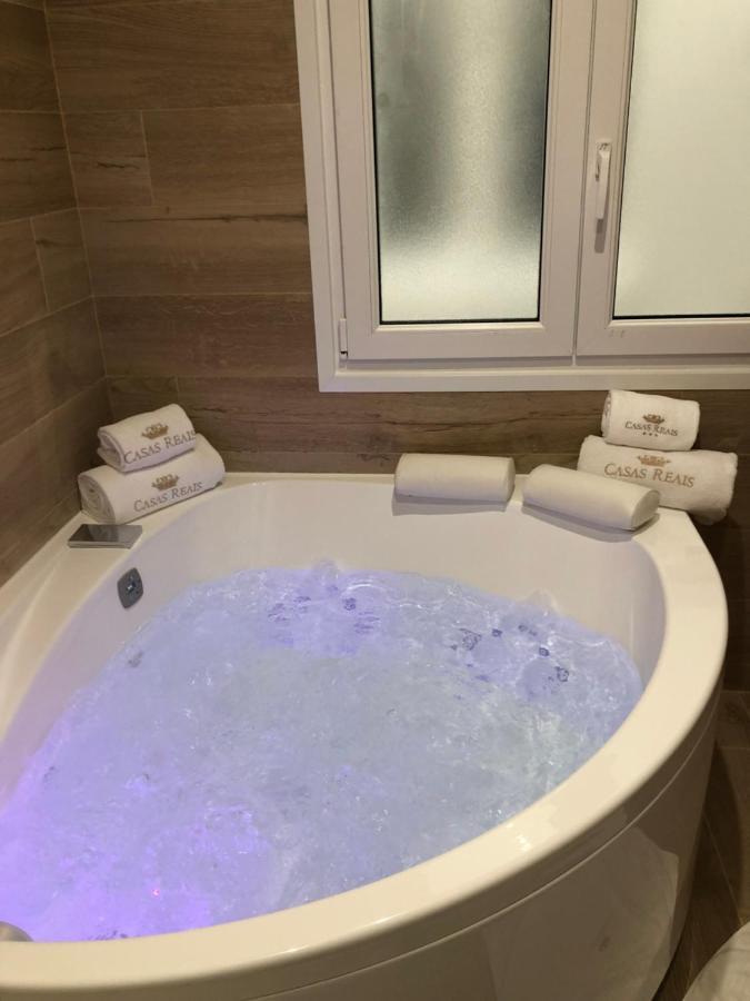 Luxury Apartment With Jacuzzi Сантьяго-де-Компостела Экстерьер фото